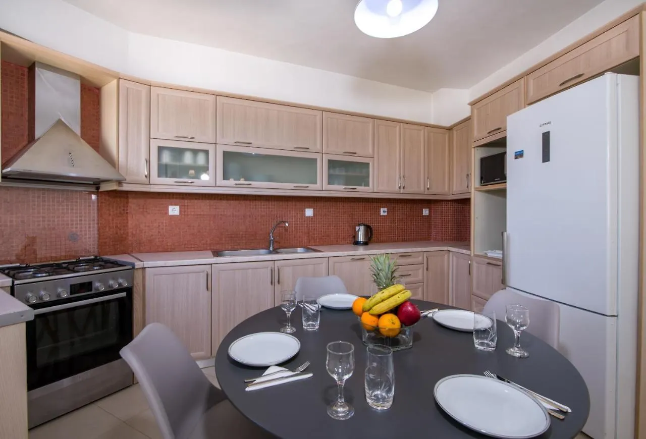Casa Magnolia - Spacious Home In Heart Of Akrotiri Chania  Chania (Crete)