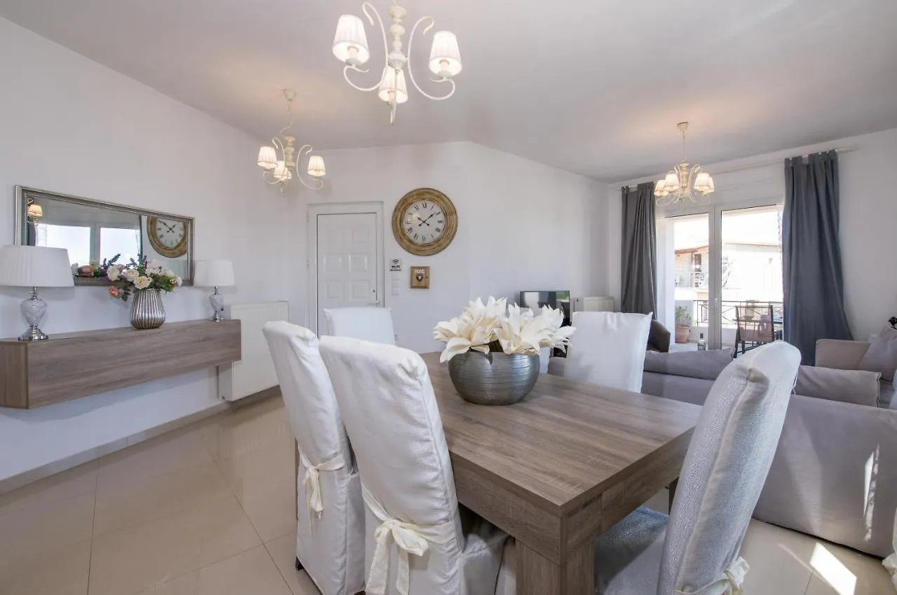 Casa Magnolia - Spacious Home In Heart Of Akrotiri Chania